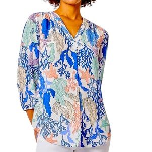 Jones New York Blue and Green Ocean  Printed 3/4 sleeve Blouse S
Whimsical